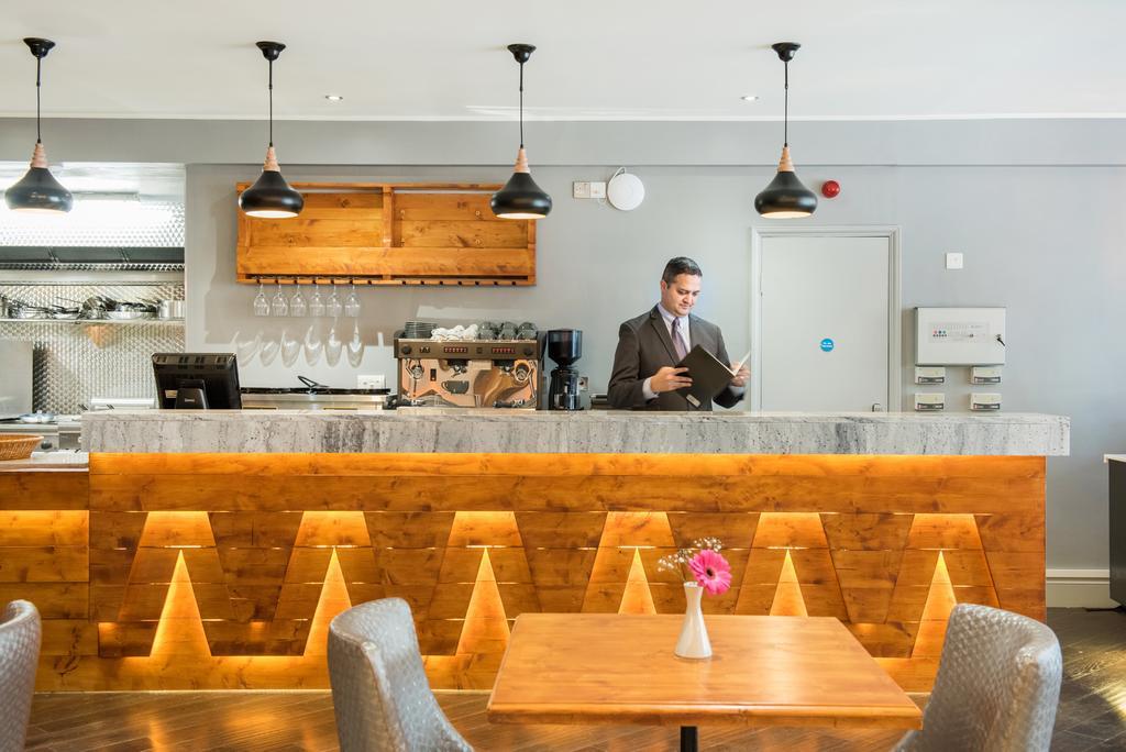 Docklands Lodge Лондон Екстериор снимка